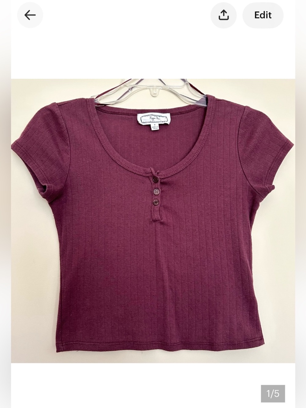 Hippie Rose Women’s Burgundy Buttoned Crop Top